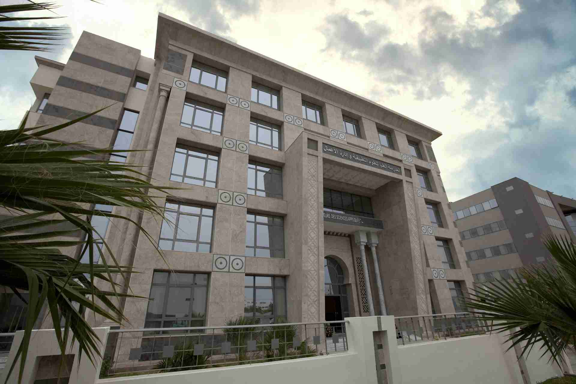 FACULTE PRIVEE DE MANAGEMENT (SESAME)